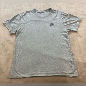 Nike The Nike Tee Heather Gray Small Swoosh Logo T-Shirt Men’s Size S
